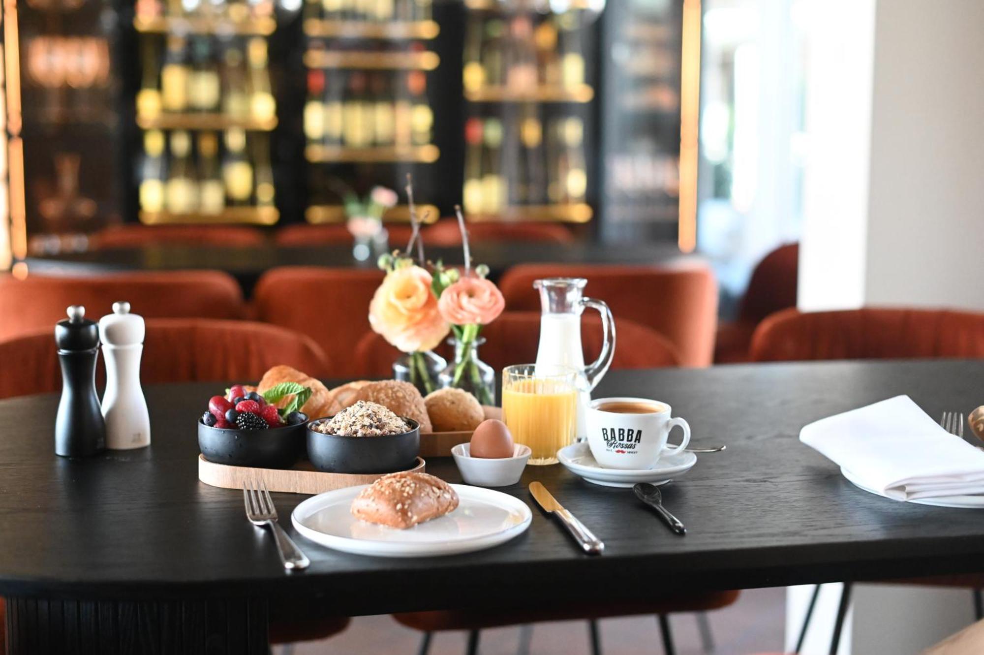 Golfhotel & Restaurant Lindenhof Bad Vilbel Kültér fotó