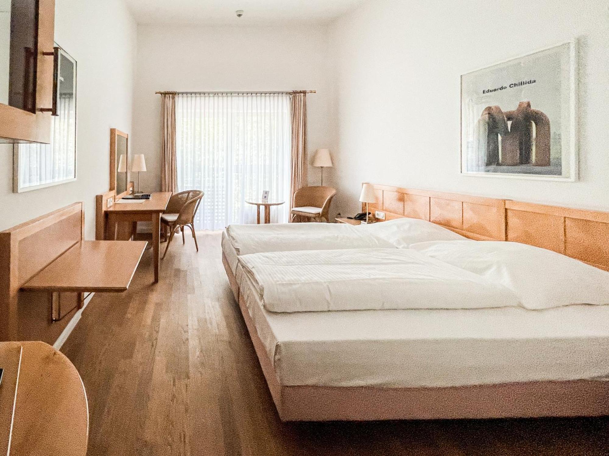 Golfhotel & Restaurant Lindenhof Bad Vilbel Kültér fotó